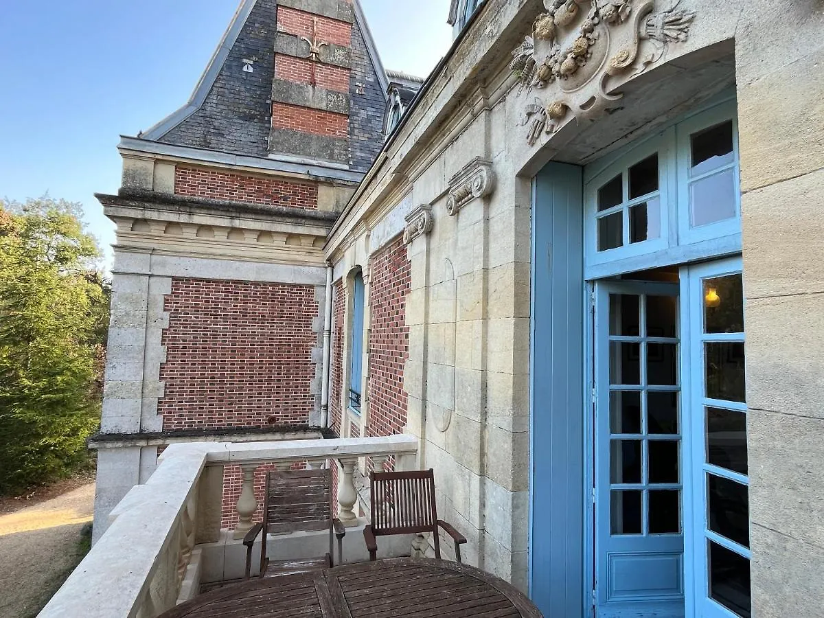 Enjoy Residence Chateau De Monbrison, Apartment For Two Guests Saint-Michel