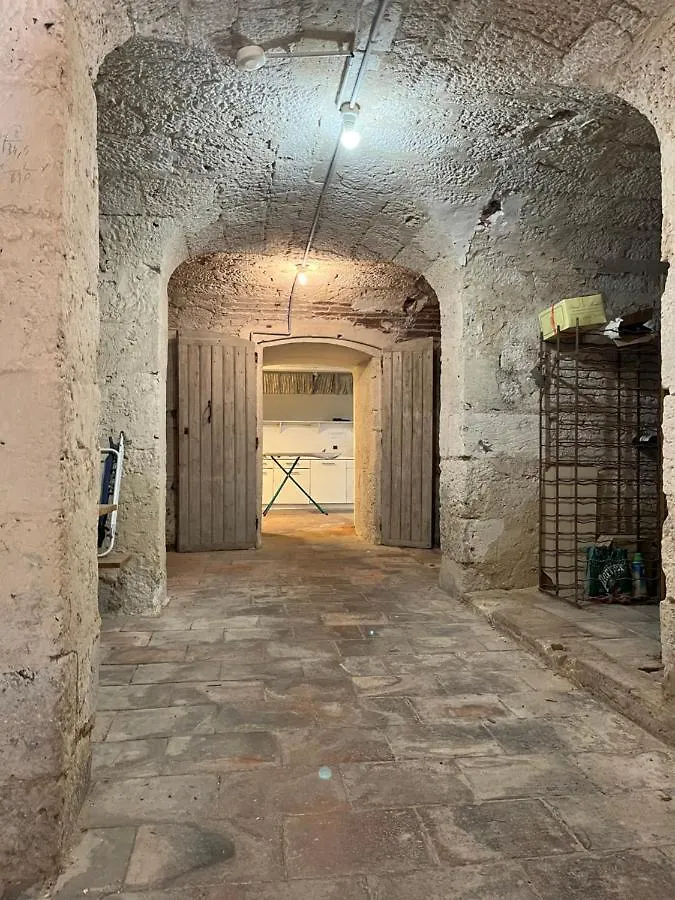 Enjoy Residence Chateau De Monbrison, Apartment For Two Guests Saint-Michel
